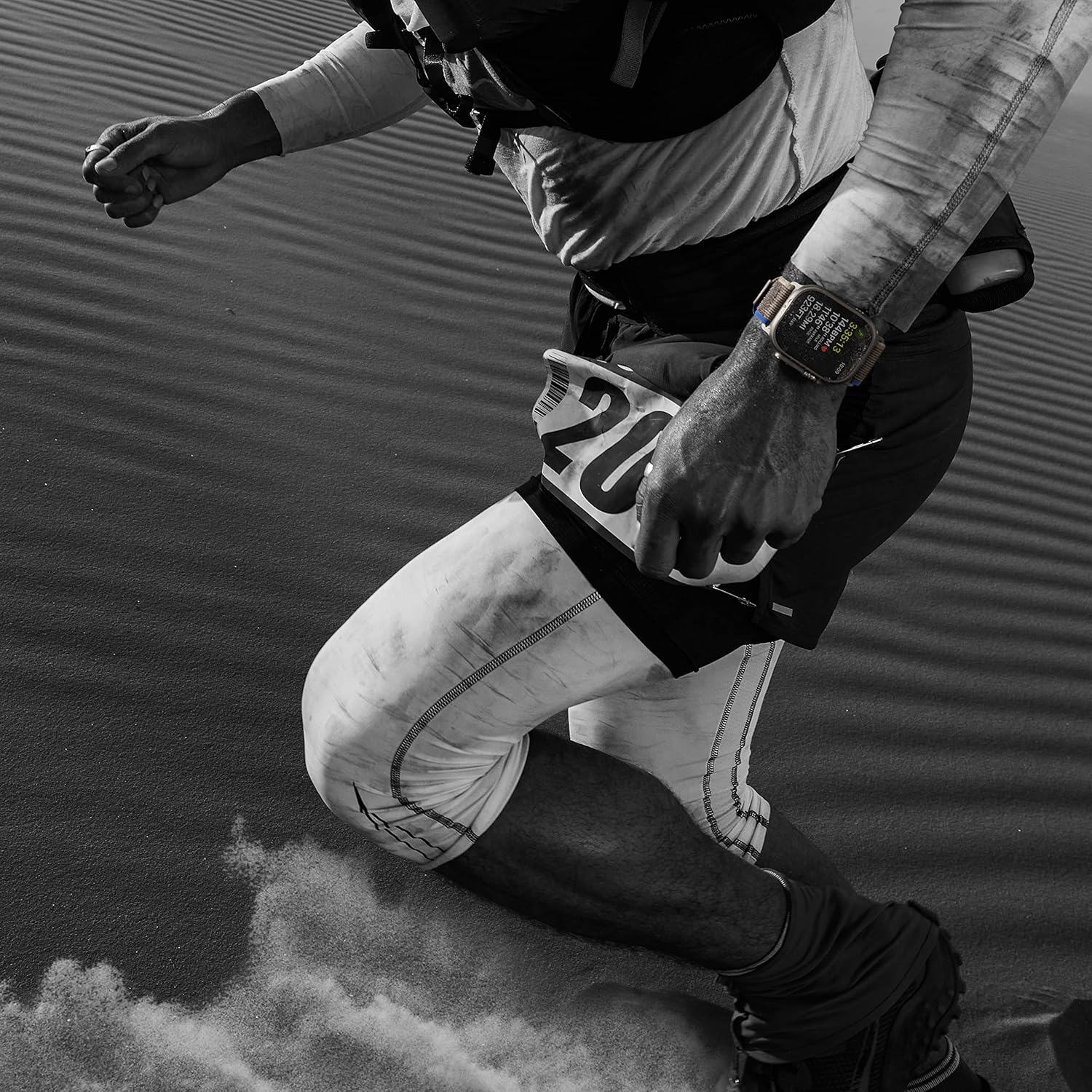 Apple Watch Series Ultra 49mm GPS + Cellular – Titanium Case, Orange Alpine Loop